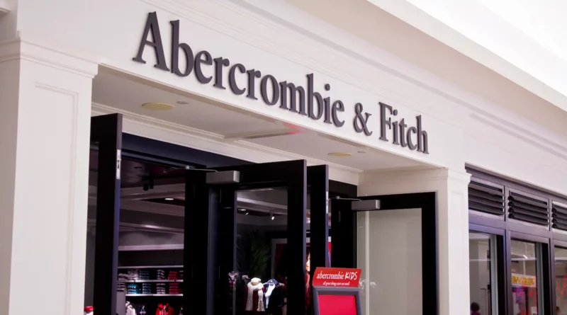 Abercrombie & Fitch Store