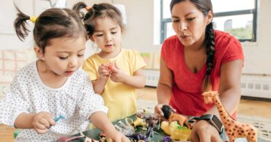 Which is Right for You? Comparing an Au Pair vs. a Nanny